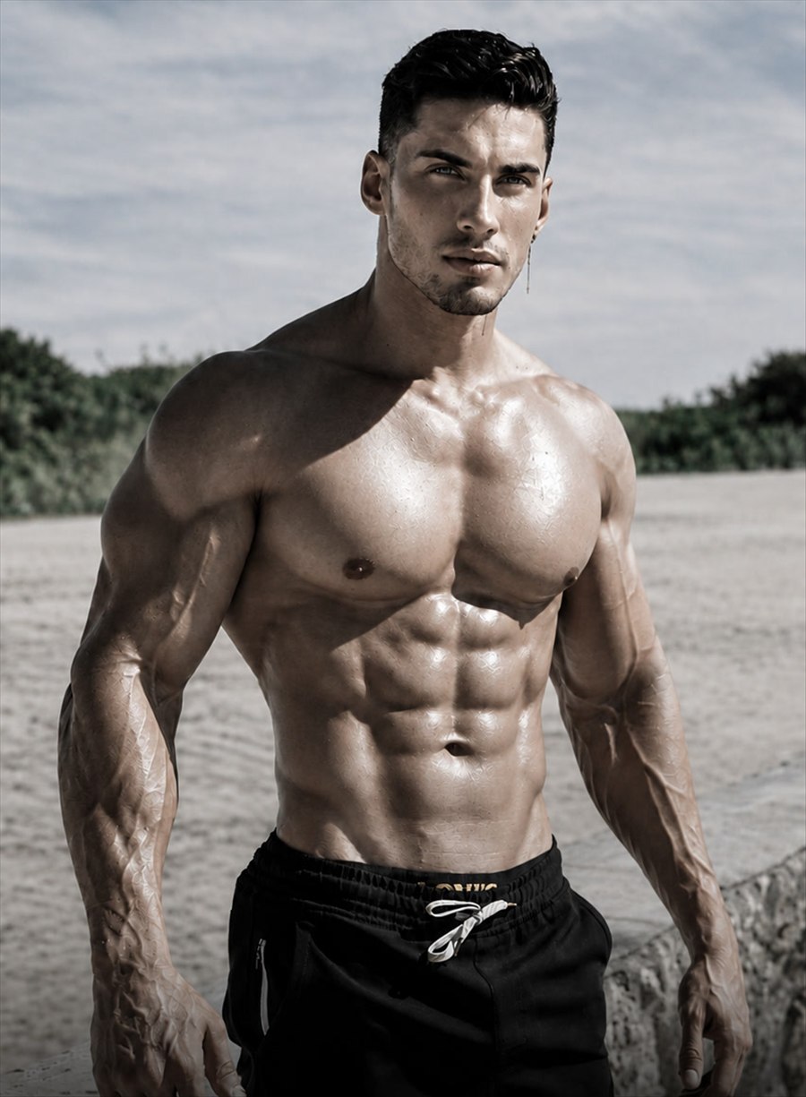 Eduardo Julián